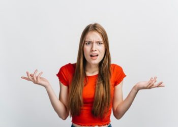 Señales de que tiene miedo de enamorarse de ti.