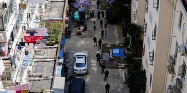 Shanghái reporta primeras muertes por covid tras nuevo confinamiento