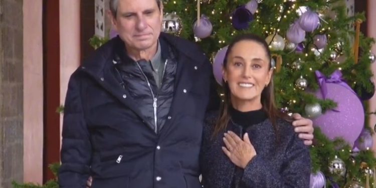 Sheinbaum dedica mensaje navideño a migrantes: Lo más importante es el amor a nuestros semejantes