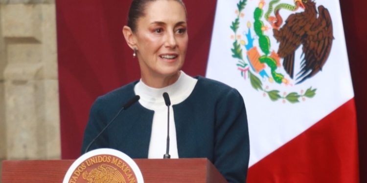 Sheinbaum reacciona a una encuesta que le da 76 % de aprobación