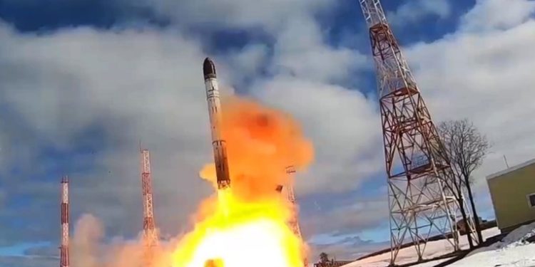 Shoigú revela a qué países protege el paraguas nuclear de Rusia