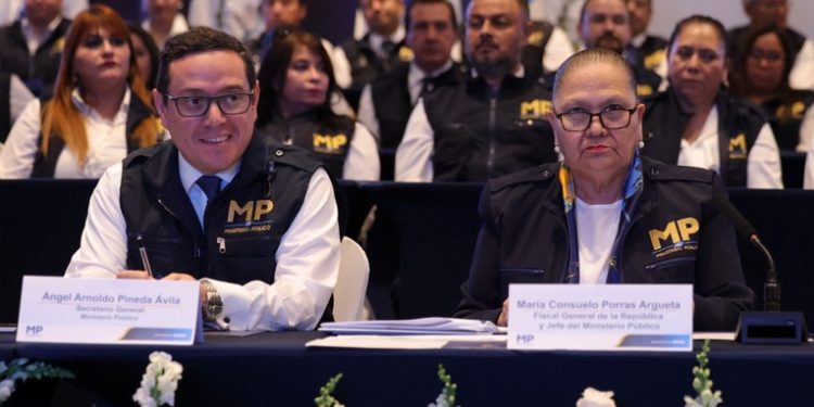 Sigue en pie reunión de Fiscal General con Ministro de Gobernación