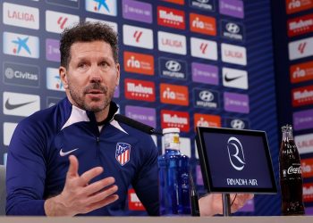 Simeone elogia al Athletic antes del duelo de Liga y destaca el 'compromiso' de Correa con el Atlético