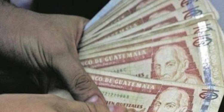 Sindicato de trabajadores aún a la espera de la devolución de un aumento salarial