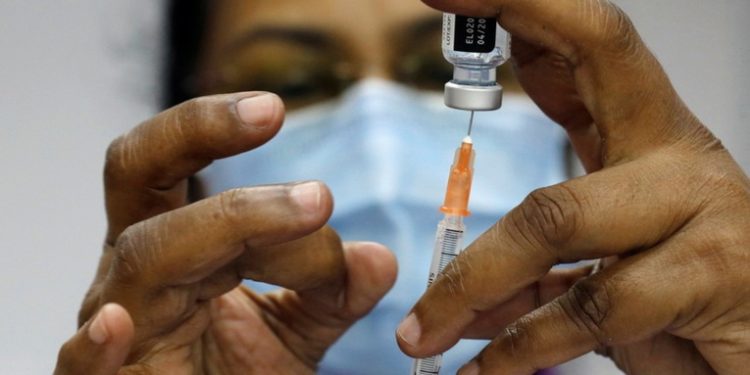 Singapur anuncia su plan para seguir con la vida