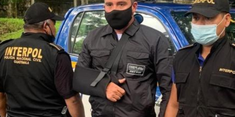 Sinibaldi dice que señalará a empresas ligadas a corrupción