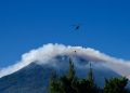 Siniestro en el volcán de Agua bajo control al 40%, según autoridades
