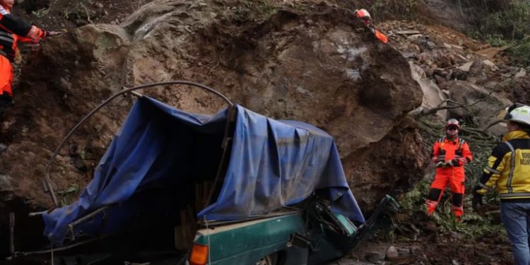Sismos en Sacatepéquez dejan siete fallecidos, confirma Arévalo