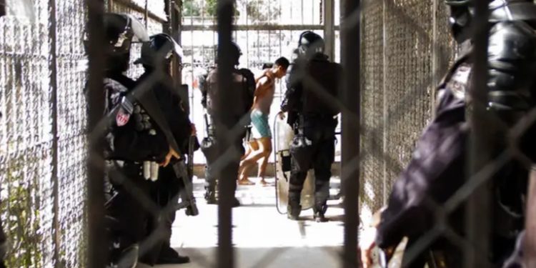 SJH pide investigar crímenes en las cárceles de El Salvador