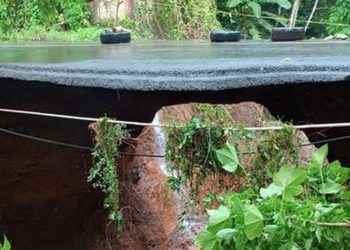 Socavamiento de carretera en Santa Rosa deja comunidades incomunicadas