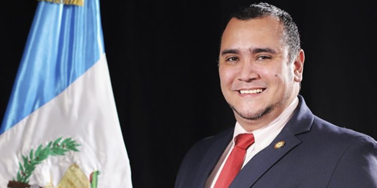 Solicitan antejuicio contra diputado Sergio Arana señalado de violación y violencia contra la mujer