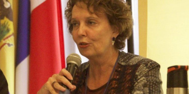 Solicitan orden de captura internacional en contra de Carmen Rosa de León Escribano