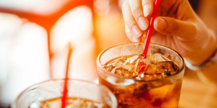 Solo dos latas de Coca-Cola a la semana son suficientes para anular los beneficios del ejercicio