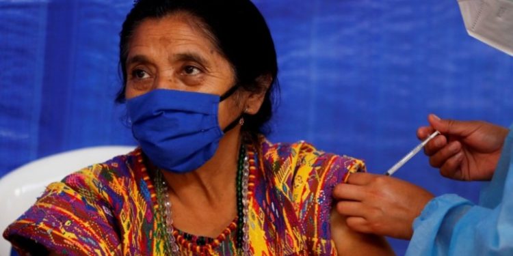 Solo el 7.85% de la población tiene las 2 dosis contra el Covid-19