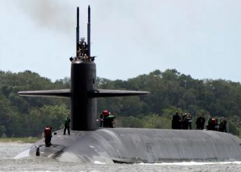 Submarino nuclear de EE.UU. disuadirá en Cercano Oriente
