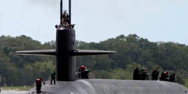 Submarino nuclear de EE.UU. disuadirá en Cercano Oriente