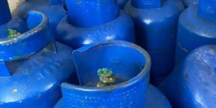 SUBSIDIO AL GAS PROPANO CONCLUYE MAÑANA; CONGRESO SIN REUNIRSE PARA APROBAR AMPLIACIÓN