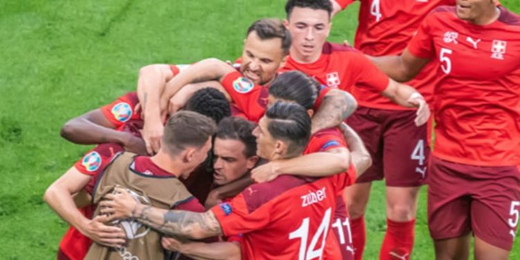 Suiza gana con sufrimiento a Hungría y se pone colíder del grupo A junto a Alemania