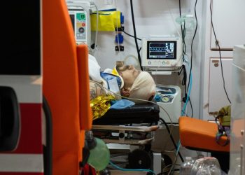 Suiza se niega a tratar en sus hospitales a militares ucranianos heridos