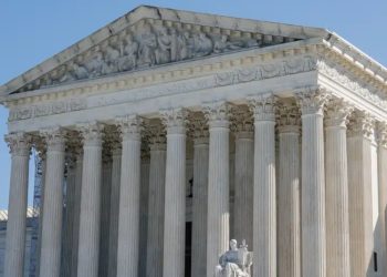 Supremo EE.UU. acepta examinar inmunidad penal de Trump