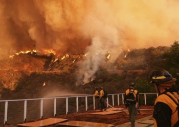 Surge nueva hipótesis sobre la causa de los incendios en California