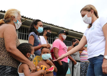 Suscrí­bete Audioteca Más de 70 millones de migrantes en América se beneficiarán con un nuevo acuerdo entre la OPS y la OIM