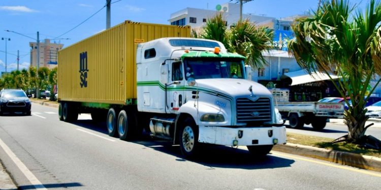 Suspenden circulación de transporte pesado desde Miércoles Santo en todo el país