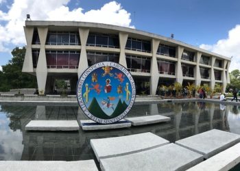 Suspenden elección de rector en la USAC