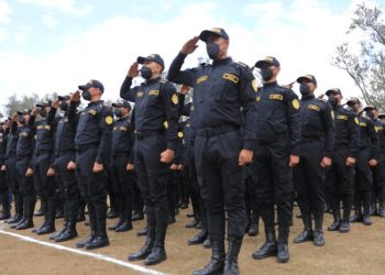 Suspensión de permisos y descansos para agentes de la PNC