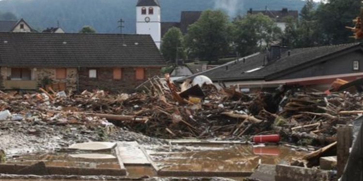 Fuertes lluvias deja 30 muertos en Alemania y decenas de desaparecidos