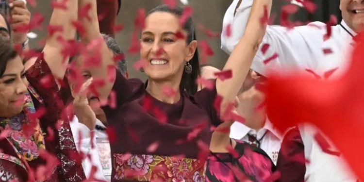 Termina campaña electoral de México con dos mujeres en pugna