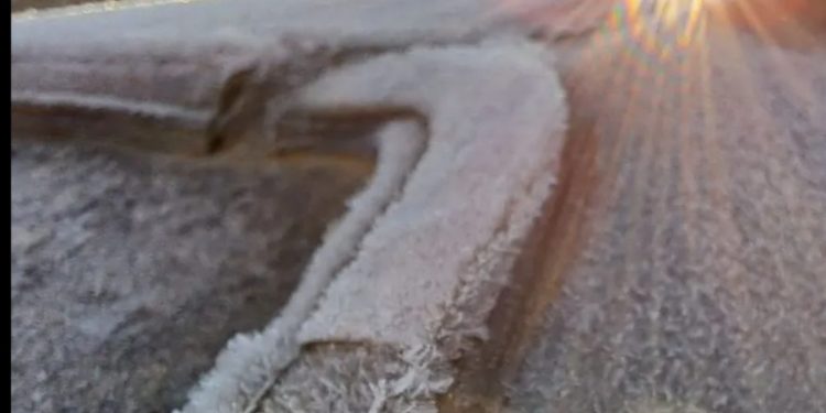 Termómetros caen a -2 grados en el occidente del país por intensificación del frío