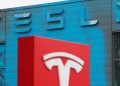 Tesla baja más de un 4 % en bolsa tras caída en las ventas