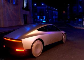 Tesla presenta su robotaxi, aunque fanáticos de la marca deberán esperar al menos hasta 2026