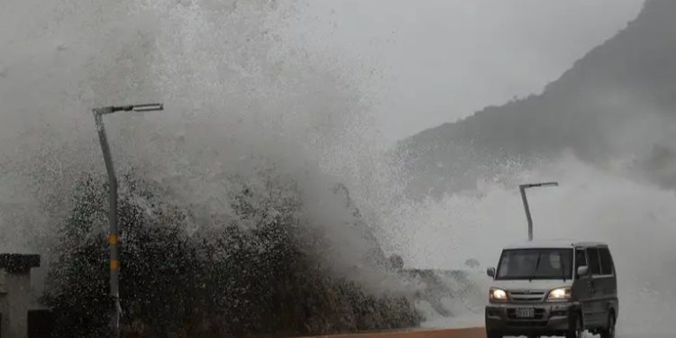 Tifón Krathon deja al menos dos muertos en Taiwán