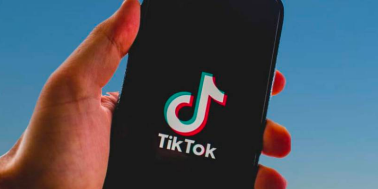 TikTok es la plataforma más popular de Internet en 2021.