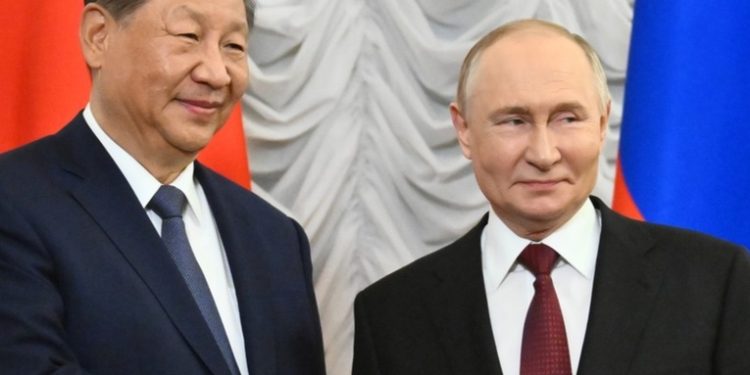 Tomamos el sendero correcto: Putin y Xi Jinping se reúnen en el marco de la cumbre de los BRICS