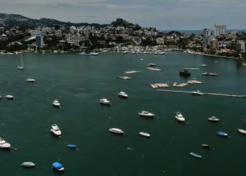 Tormenta Flossie se convierte en huracán al oeste de México