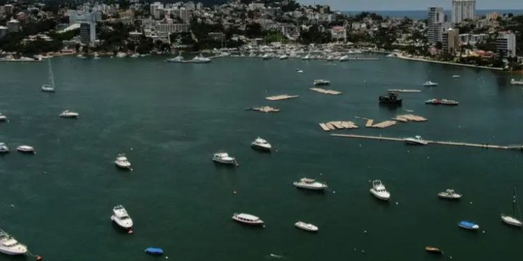 Tormenta Flossie se convierte en huracán al oeste de México