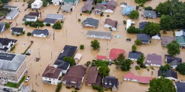 Tormentas en el sureste de EE.UU. dejan al menos 9 muertos