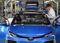 Toyota suspende operaciones en sus 14 plantas en Japón