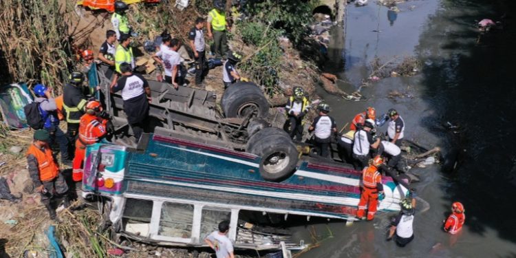 Tragedia en Calzada La Paz, Accidente de Autobús Deja 54 Muertos