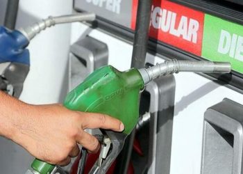 Transportistas exigen al gobierno congelas los precios del diésel