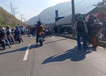 Transportistas Pesados Inician Bloqueos para Exigir Mejoras en la Red Vial