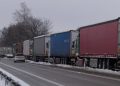 Transportistas polacos desbloquean frontera con Ucrania
