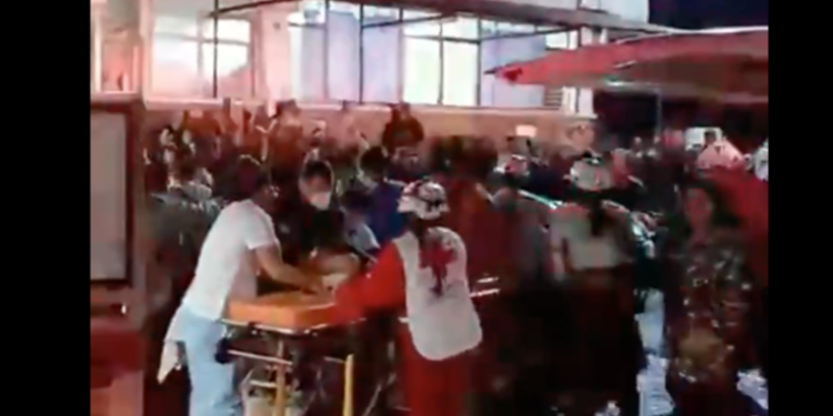 Tras explosión en Cahabón, dos menores son trasladados al Hospital Roosevelt por graves lesiones