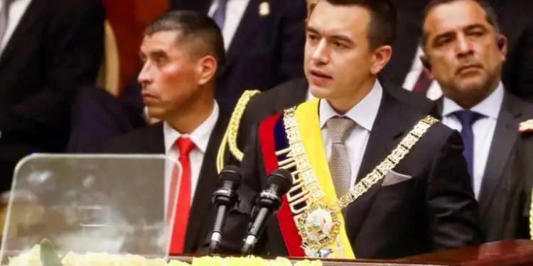 Tras investidura, Noboa y Petro tratan crisis energética