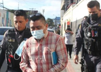 Tras siete años en prisión preventiva, subcomisario Pérez Borja recibe medida sustitutiva en caso Hogar Seguro