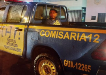 Tres bomberos y dos agentes policiales quedaron heridos tras ser colisionados por un conductorÂ ebrio