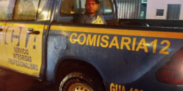 Tres bomberos y dos agentes policiales quedaron heridos tras ser colisionados por un conductor ebrio